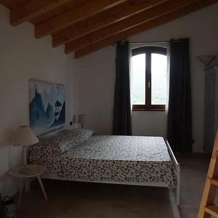 Al Picchio A.p.s. Bed & Breakfast Cunardo